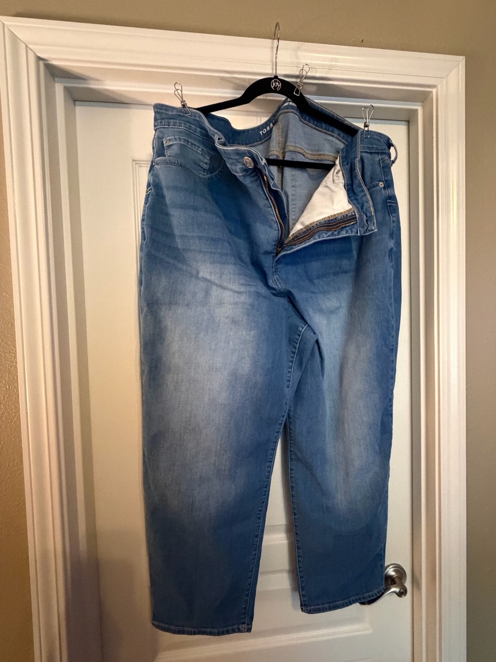 torrid Light Blue Boyfriend Crop Jeans